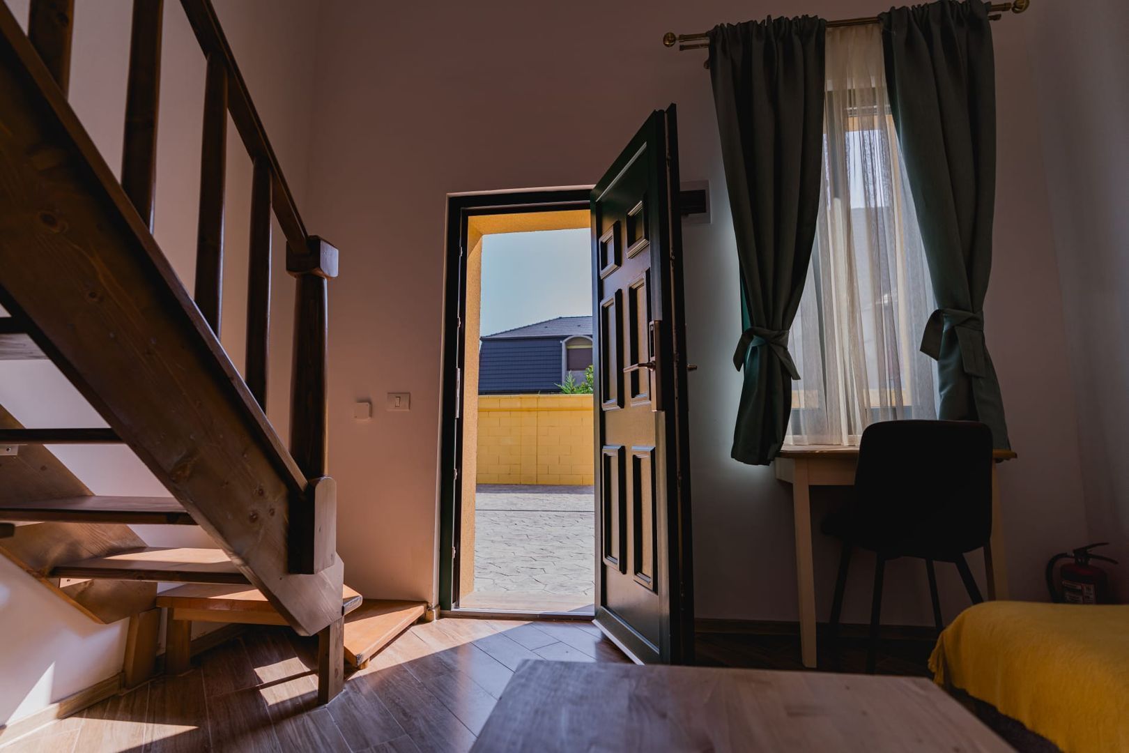 Business la cheie - Proprietate tip pensiune cu rating 9,8/10 Booking - Poză 3