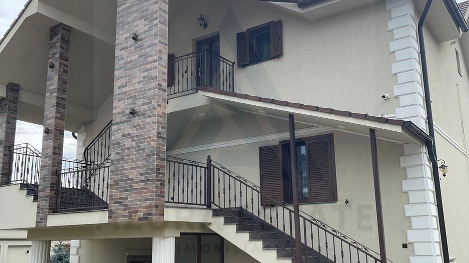 Vila 360 mp utili super exclusivista si teren 750 mp in Sibiu - Poză 29