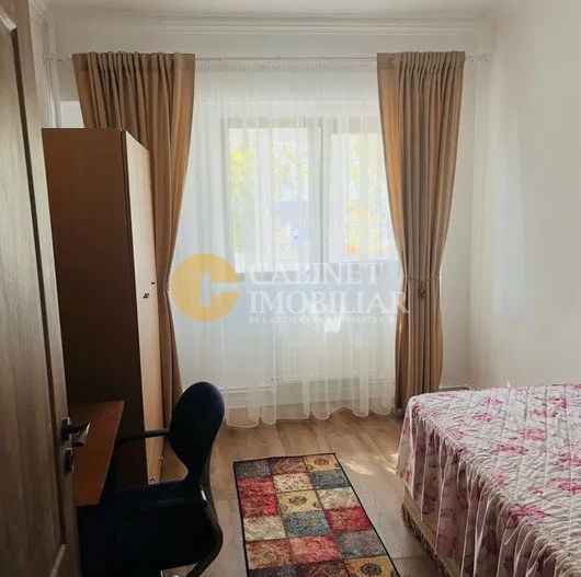 3 camere spațioase, 2 băi, balcon mare – zonă centrală excelentă! - Poză 4