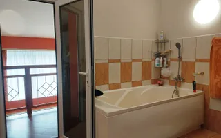 Vila cu 9 camere in zona SpitaluluiJudetean - Poză 14