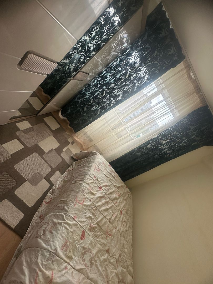 De vanzare aparatament 3 camere - zona Drumul Taberei - Poză 12