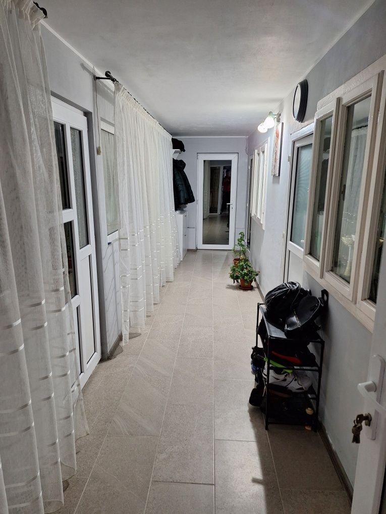 Casa Micro 17 toate utilitatile,3 camere,350 mp teren - Poză 8