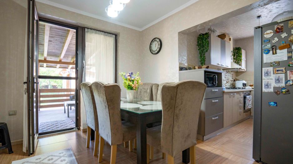 Casa cu teren 760 mp Episcopia Oradea - Poză 9