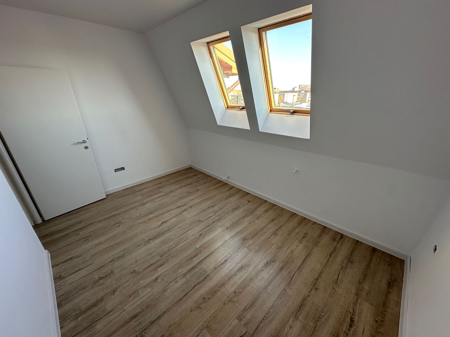 Apartament 2 camere la Mansarda zona Bucovinei - Poză 8