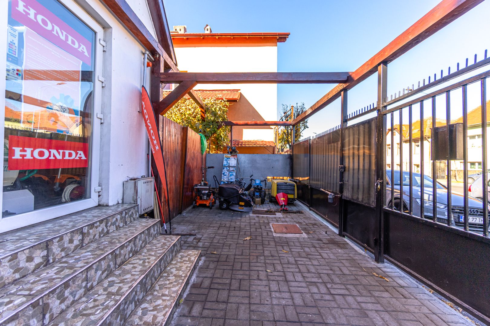 Proprietate mixtă Brașov | Spațiu comercial + locuință | 0% - Poză 5
