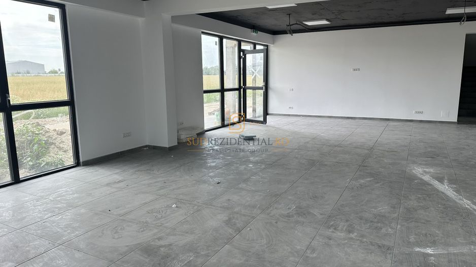Spațiu industrial 819 mp | Showroom | Birouri DN4 Sos. Oltenitei - Poză 14