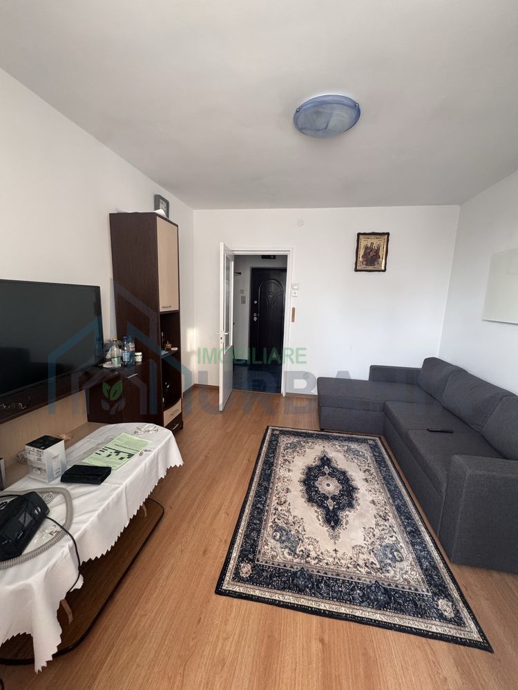 Apartament 3 camere semidecomandat, 50 mp, zona Eternitate Tătărași, Iași - Poză 2