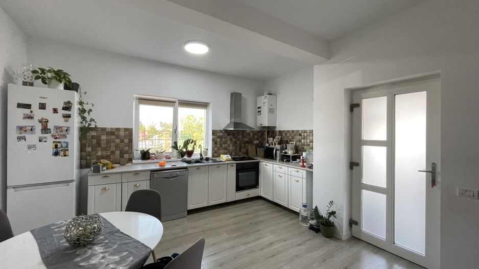 Duplex complet mobilat si utilat 109.900 Euro - Poză 3