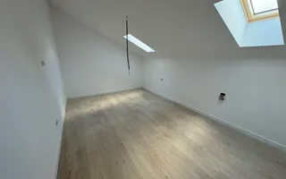 Apartament pe 2 nivele. Aproape de LIDL. Disponibil imediat - Poză 12