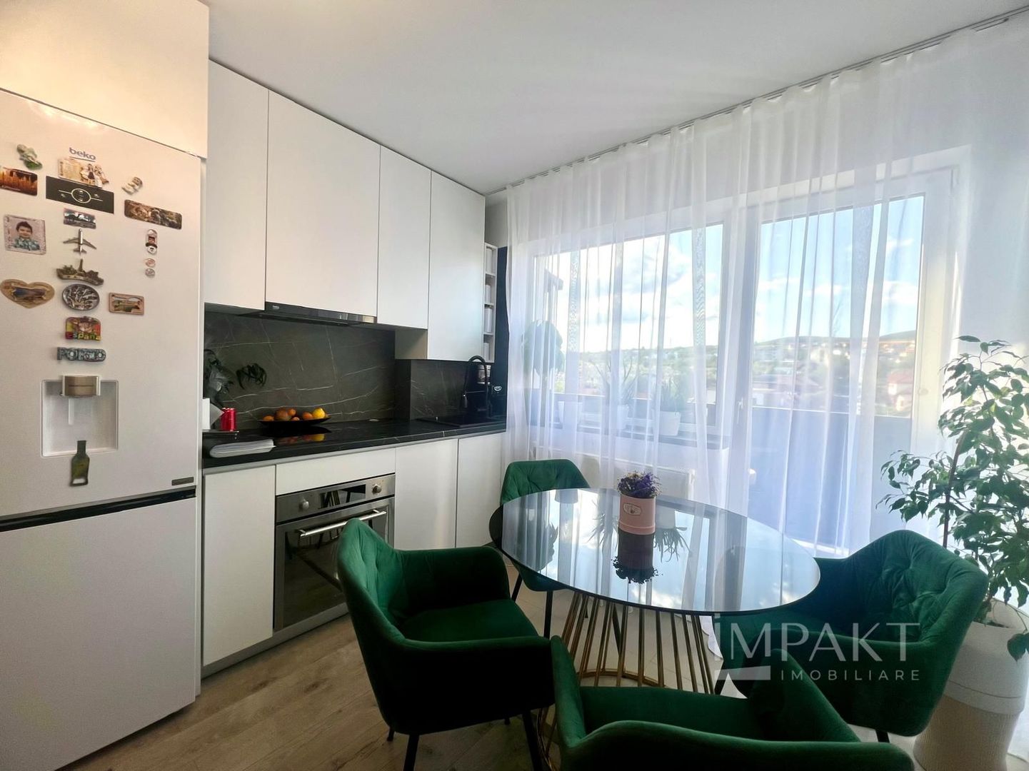 Apartament cu 2 camere decomandate pe Corneliu Coposu - Poză 4