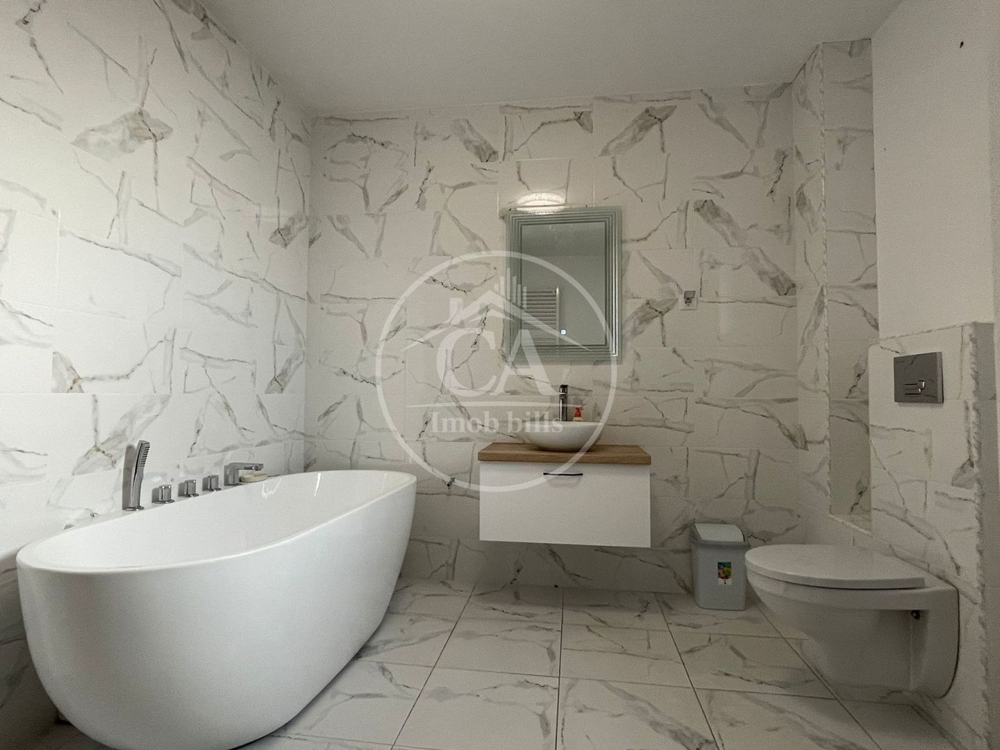 Casa de inchiriat cu 4 camere  tip duplex in cartier Viena, Oradea - Poză 11