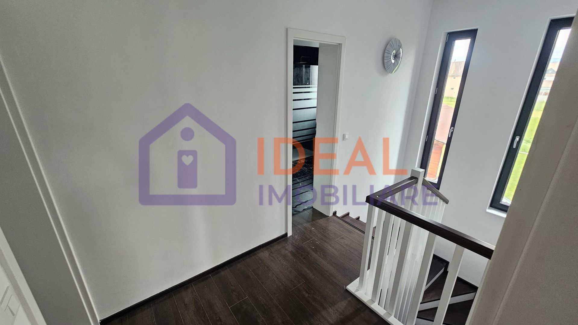 Duplex Modern cu 4 camere Mobilat si Utilat, in  Cristian - Poză 11