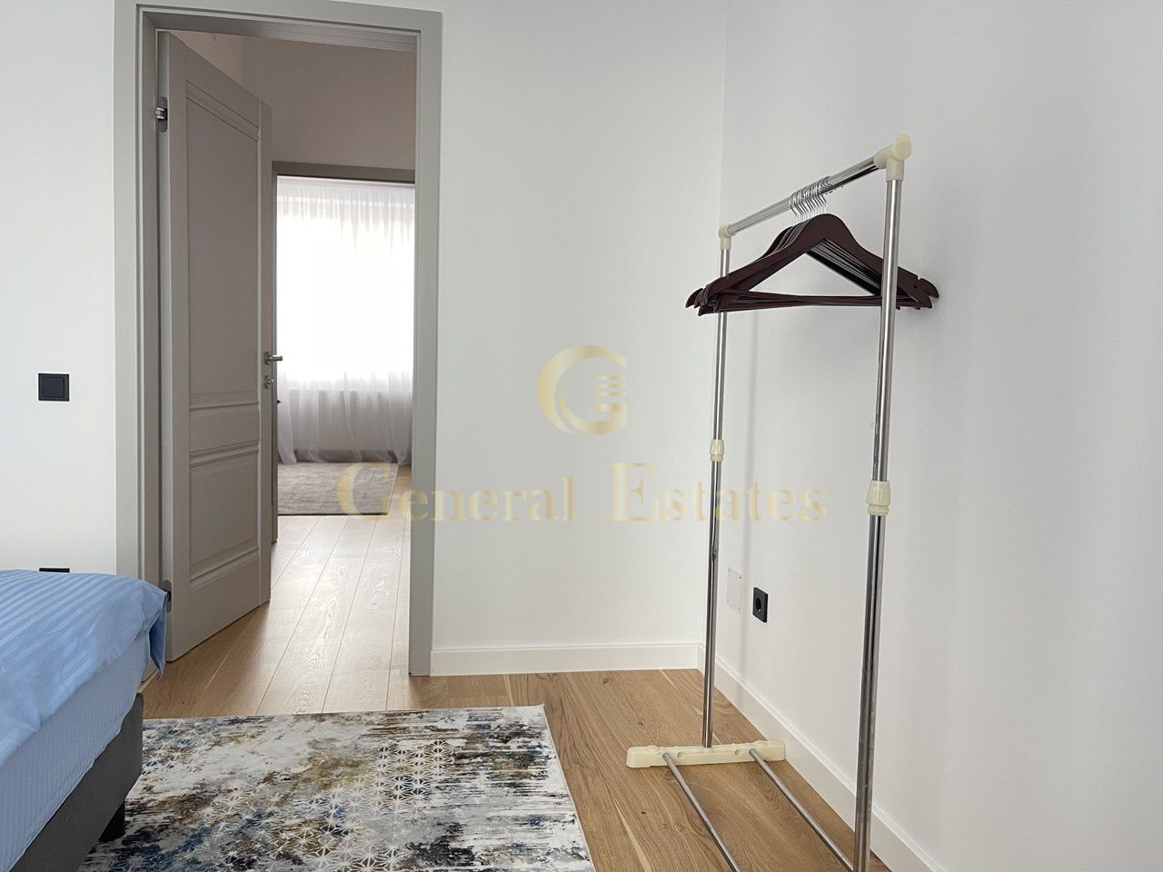 Casă cu design modern & suflet autentic – 200 m² de confort și rafinam - Poză 38