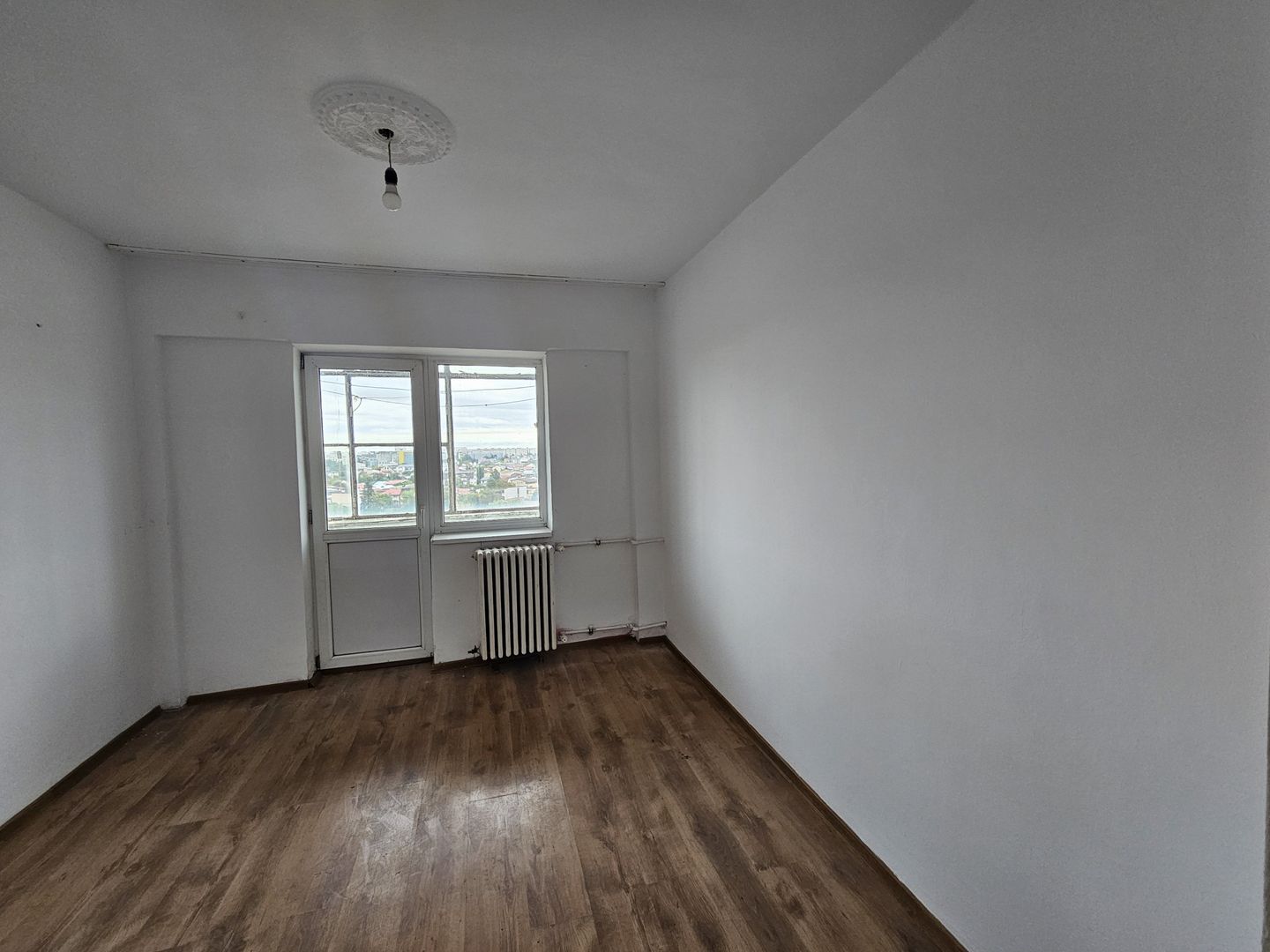 Apartament 3 camere -Piata Progresul -Soseaua Giurgiului -sector 4 - Poză 4