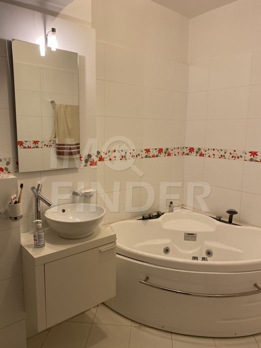 Apartament o camera Buna Ziua la Cheie cu Parcare Subterana - Poză 7