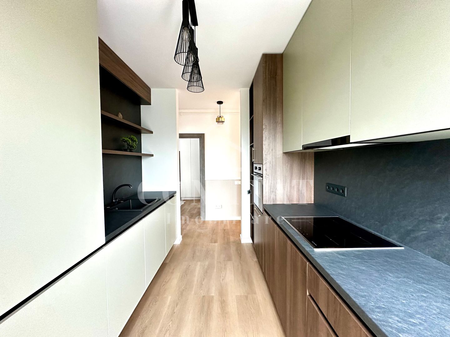 Apartament ultrafinisat | Etaj intermediar | Zona Str Tineretului - Poză 15