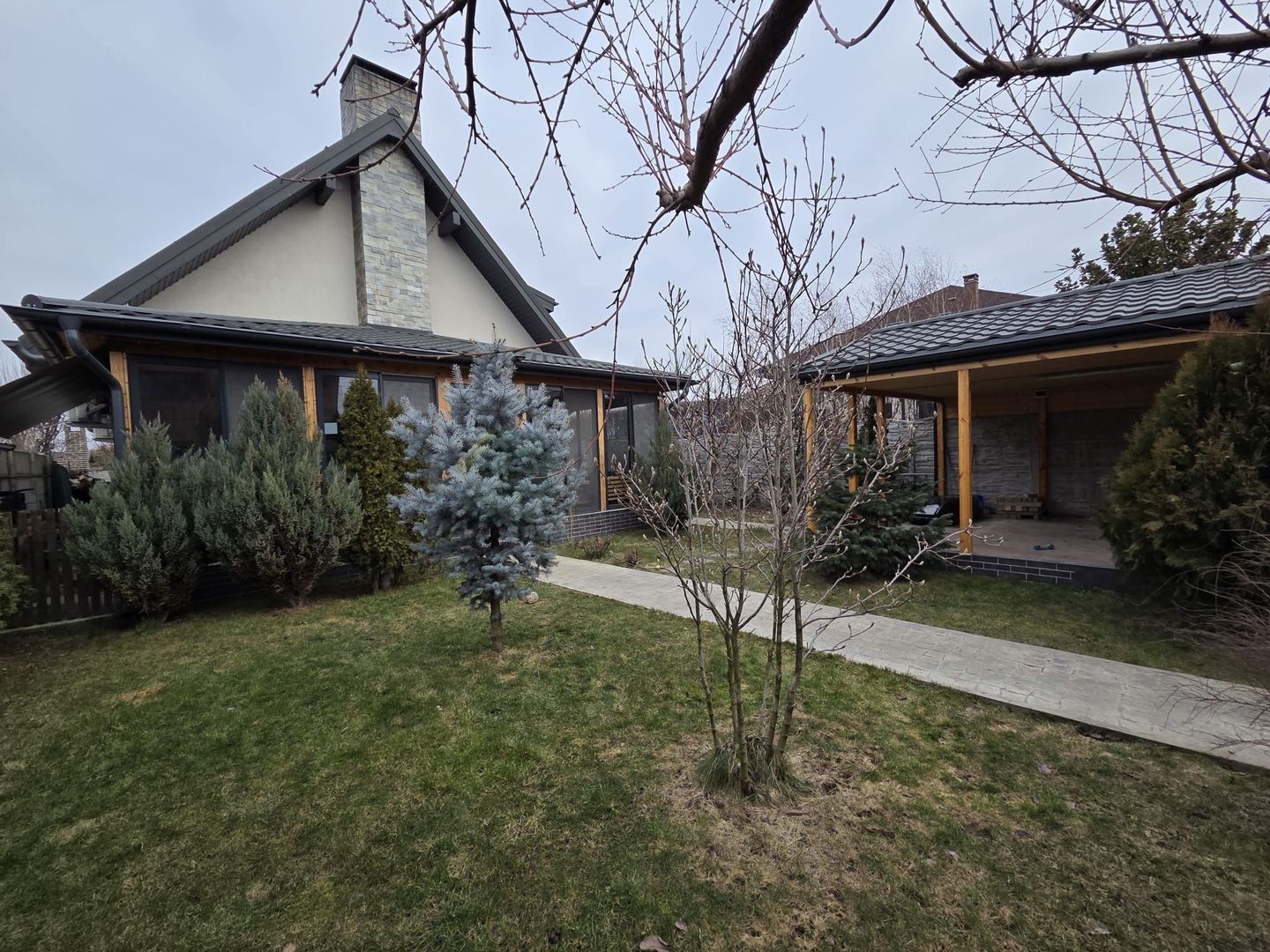 Casă unicat, stil american, 4 camere, garaj, teren 450 mp – Tunari - Poză 2