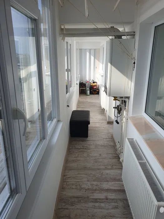 Apartment 3 cam dec Micro 18,et 8/10,renovat - Poză 5