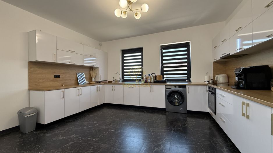 CASA SUPERBA STIL MEDITERANEAN MOBILATA/UTILATA/PREMIUM - Poză 4