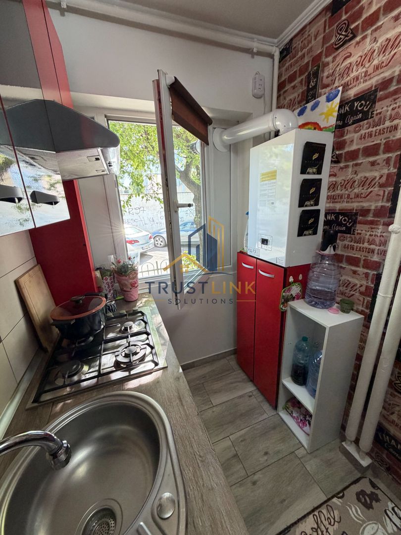 Apartament 2 camere renovat mobilat Salaj Aleea Bacau - Poză 8