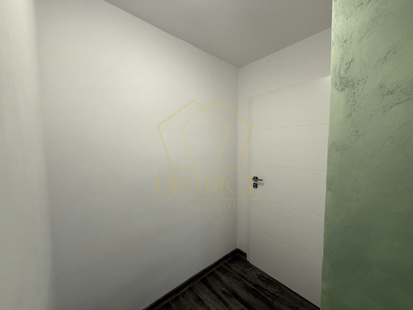 Apartament complet renovat cu 2 camere | Freidorf - Poză 9