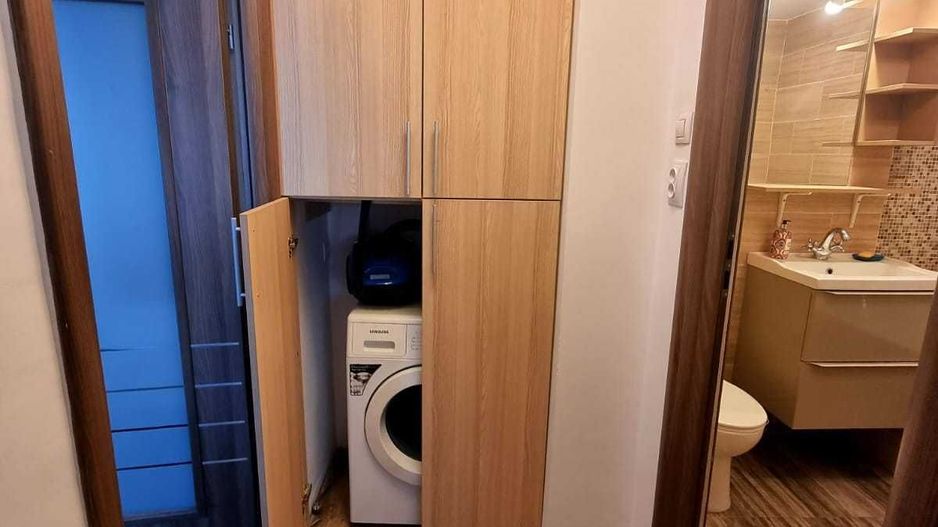 2 camere -54 mp- Mega Mall - Poză 5