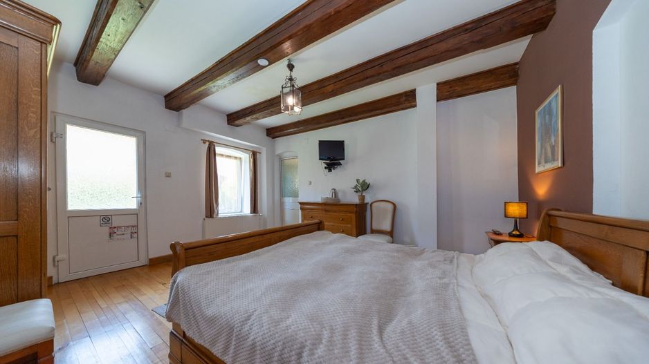 Proprietate turistică în centrul Cristianului 760 mp, teren 1.700 mp - Poză 17