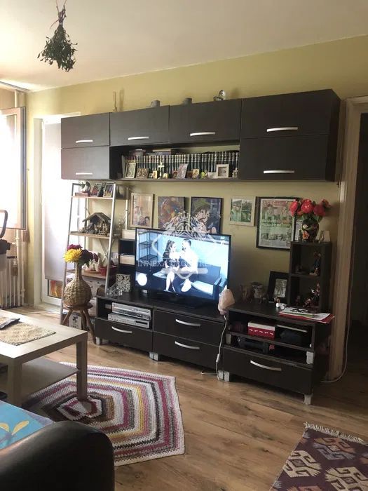 Apartament 3 camere semidecomandat de vanzare in zona Camil Ressu - Poză 1