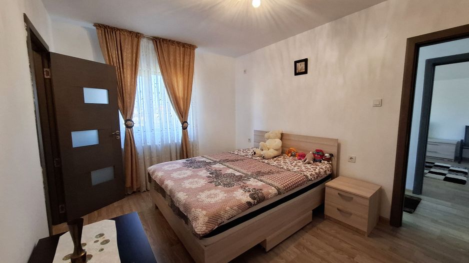 Vila cu 7 camere de vanzare in Paulesti - Poză 14