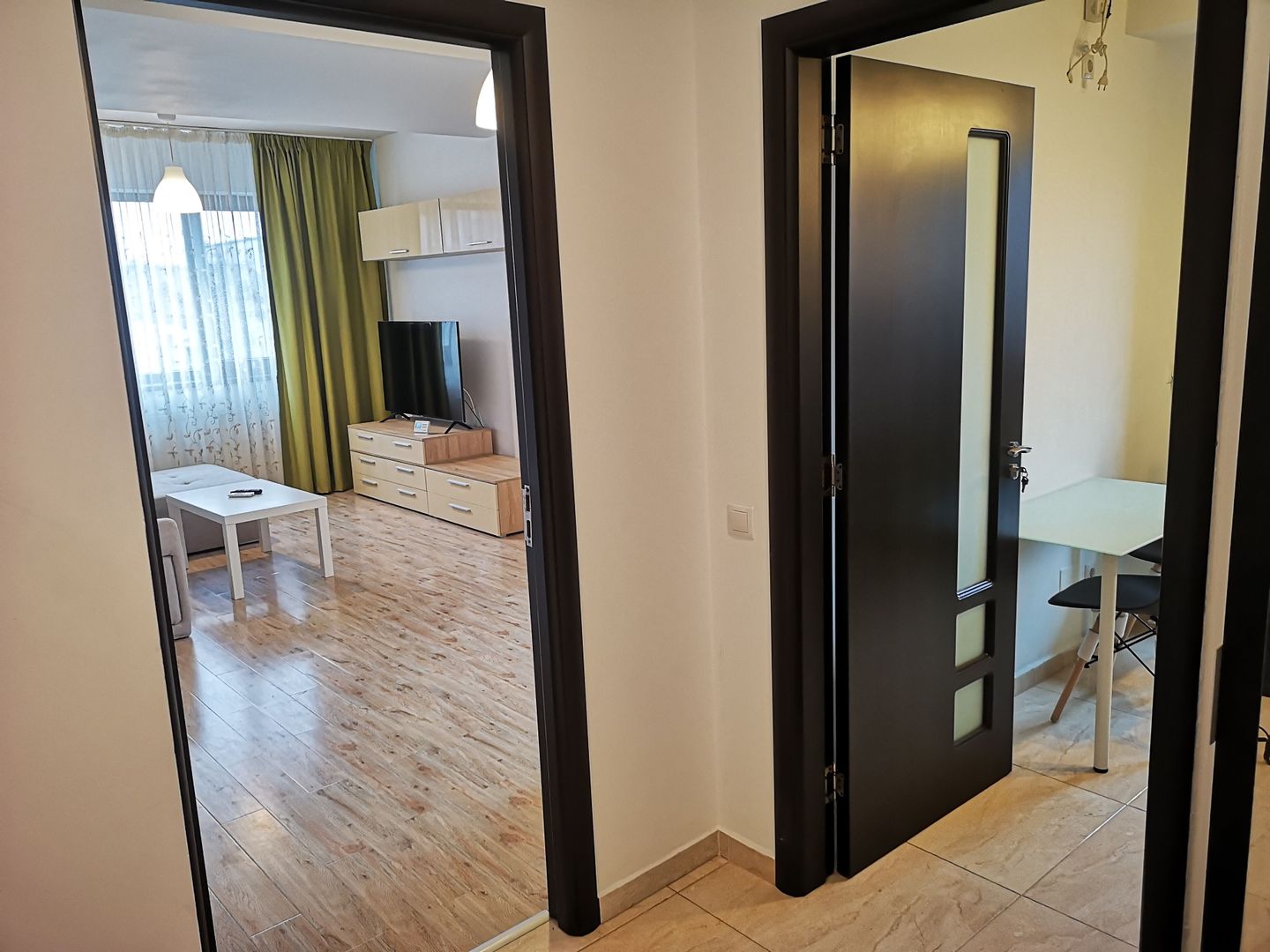 Apartament Crangasi Politehnica Grozavesti 4 minute metrou - Poză 2
