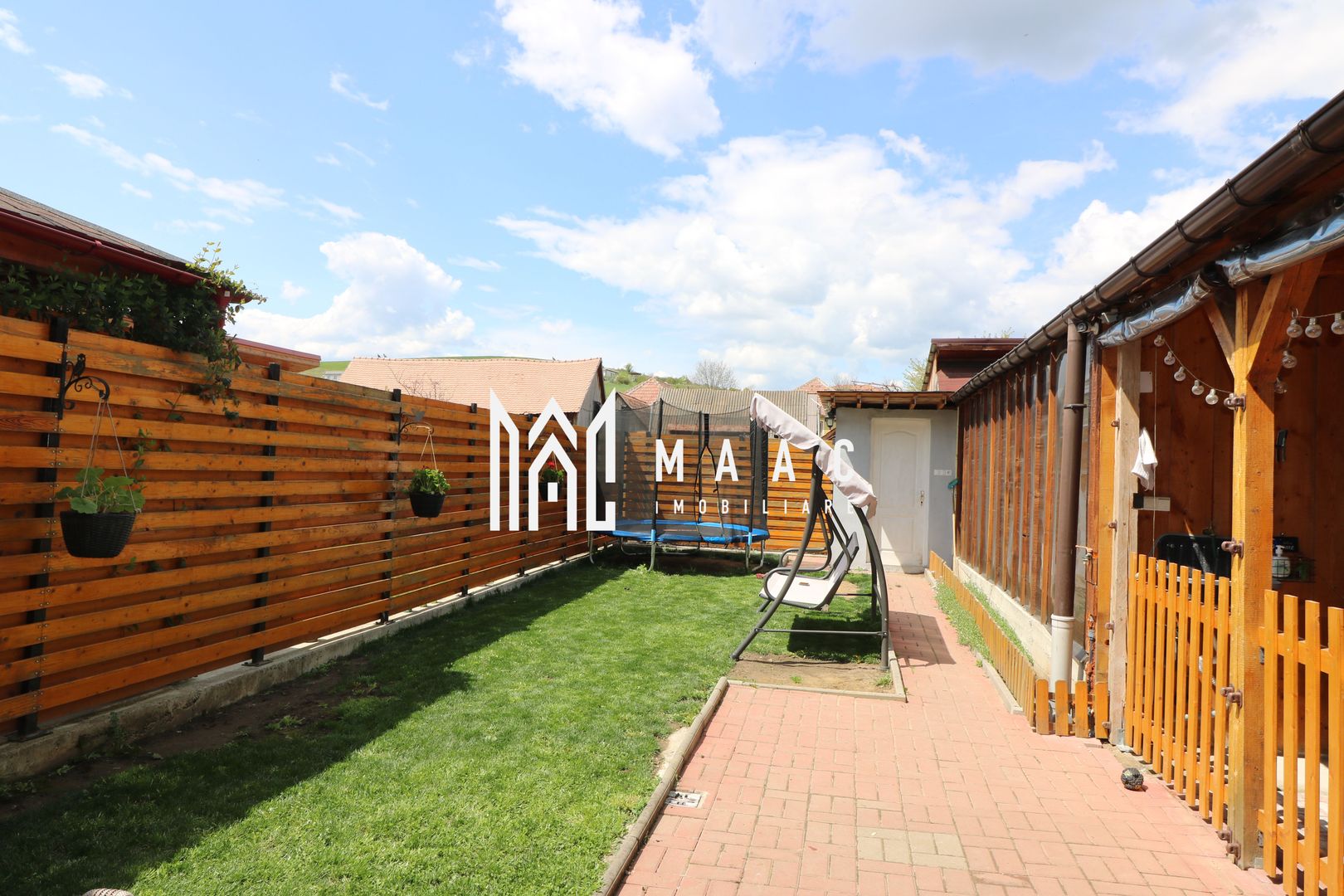 Casa Sura Mare | 120 mp utili | Terasa 25 mp |  Curte - Poză 2