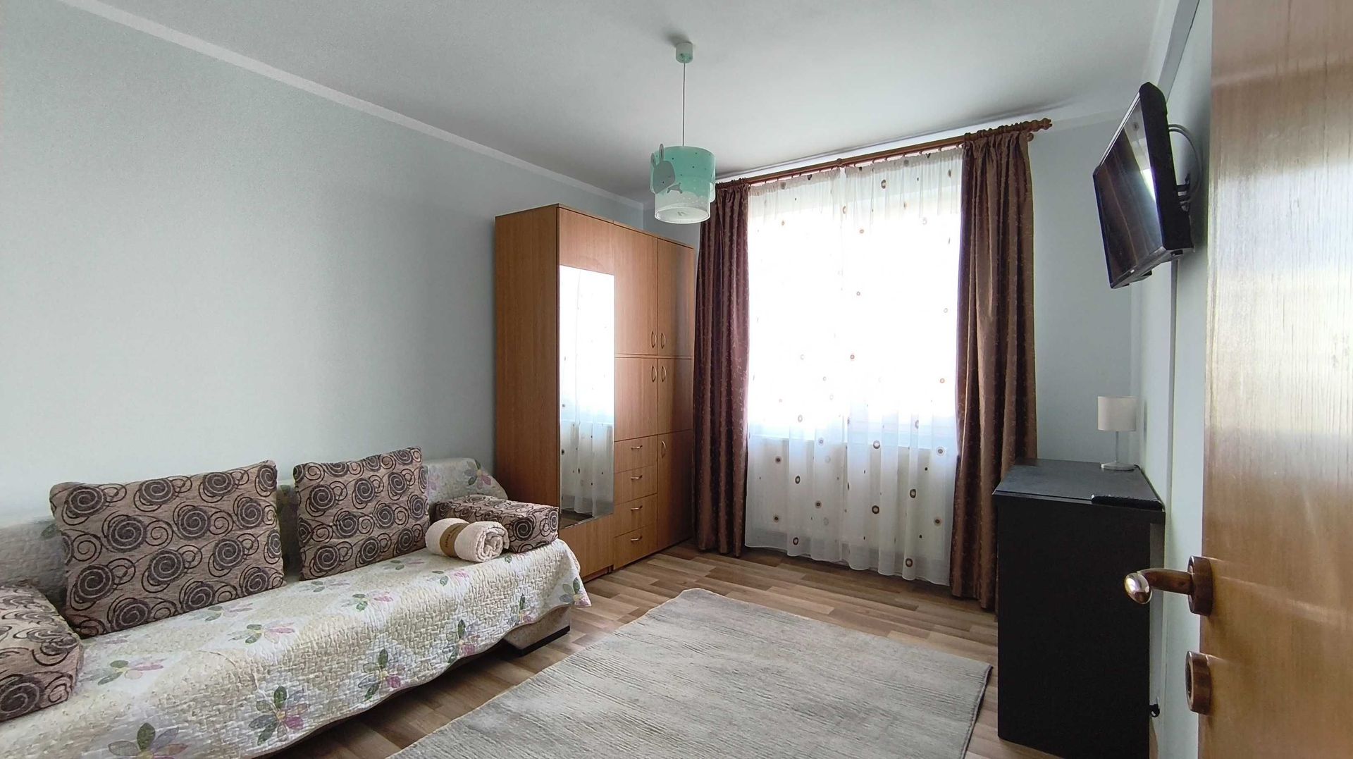 apartament 3 camere decomandat, situat in Tei - Poză 2