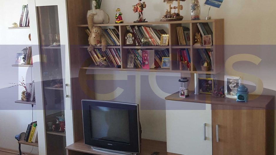 VANZARE 3 CAMERE DECOMANDAT -DRISTOR -5 minute de metrou - Poză 1