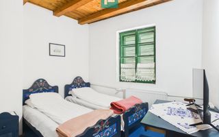 Pensiune 18 Camere cu Restaurant - Cetatea Oradea - Poză 31