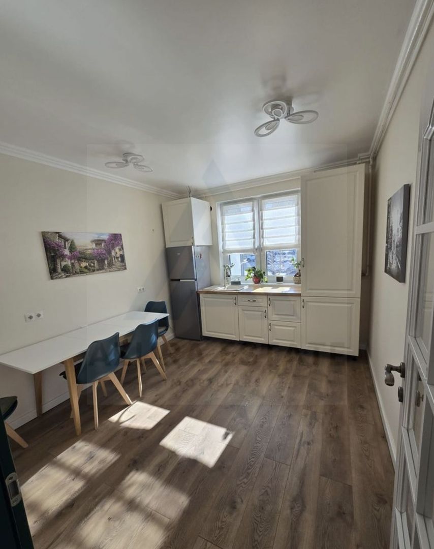 Apartament premium 54 mp utili curte 150 mp si 2 parcari in Selimbar - Poză 5