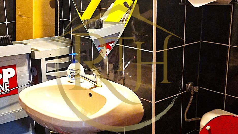 Oferim spre vanzare afacere la cheie,salon infrumusetare si masaj - Poză 15