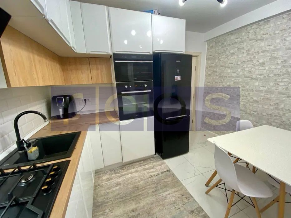 DE VANZARE DUPLEX 93MP PLUS CURTE 200 MP - Poză 5