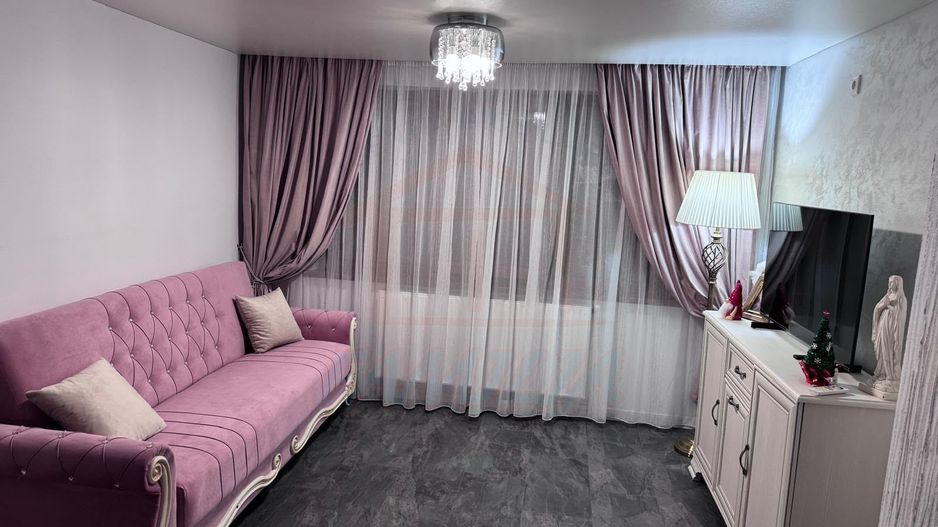 De vanzare apartament 3 camere Parter Mazepa 1 - Poză 7