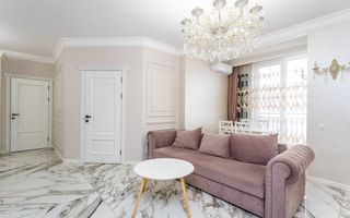 Vânzare, apartament, 3 camere, strada Alexandr Pușkin, Centru - Poză 2