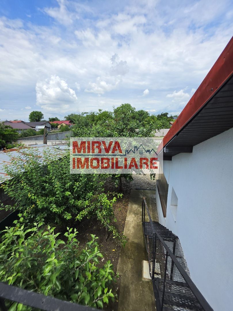 🏡 Casă renovată cu 6 camere, teren 557 mp – Berceni, Prahova - Poză 23