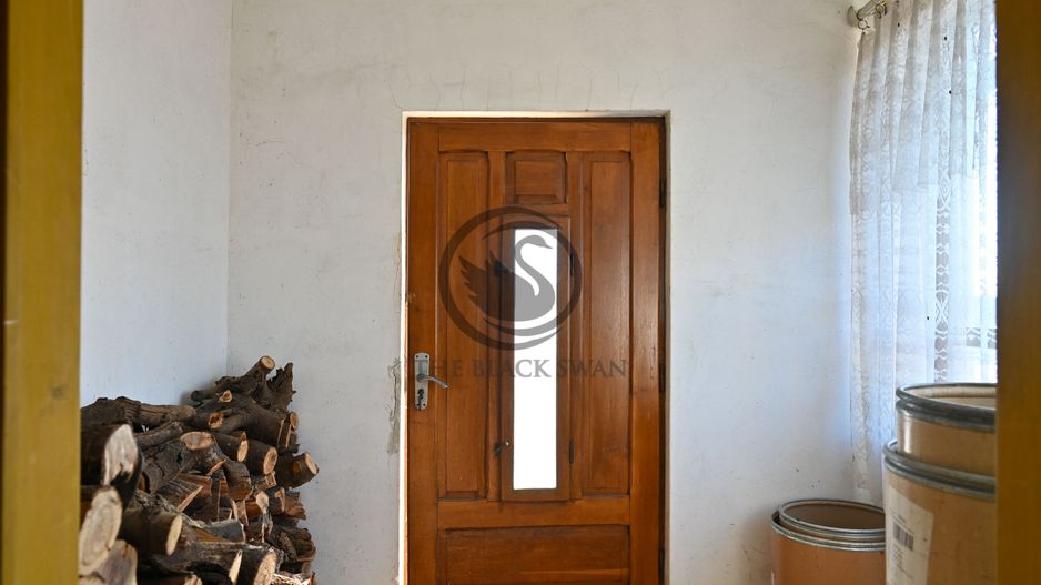 Casa cu 6 camere de vanzare | Zona Ultracentrala, Baicoi | Comision 0% - Poză 20