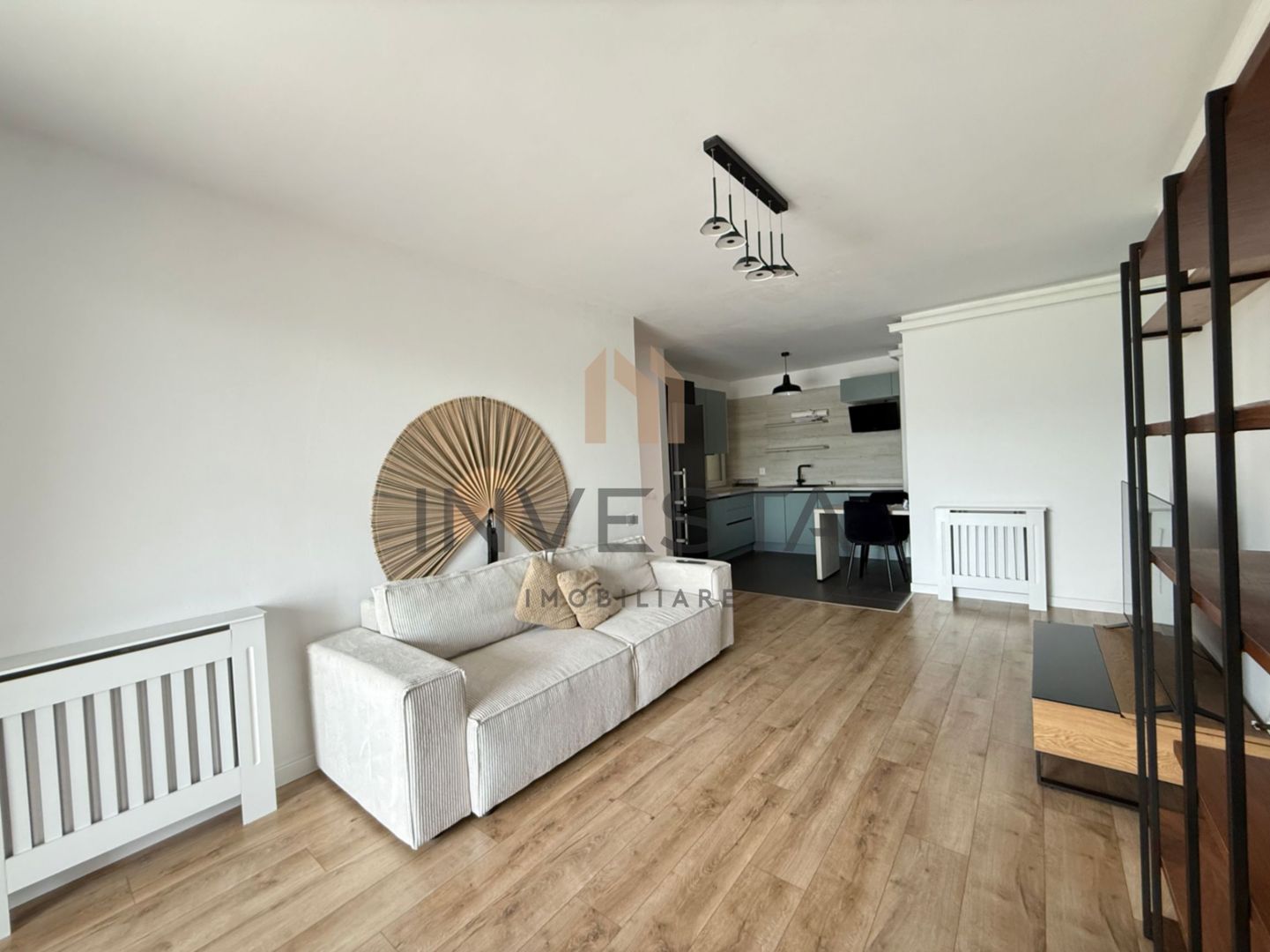 Apartament 2 camere cu loc de parcare subteran zona Grand Hotel Italia - Poză 2
