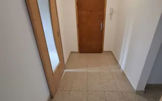 Aradului, 3 camere decomandat, 2 bai - Poză 17