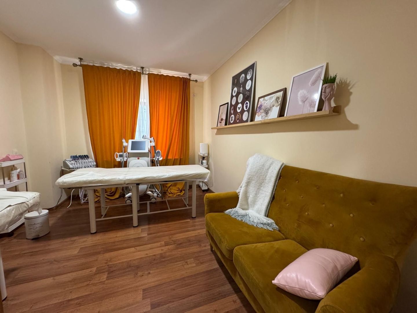 Apartament spatios etaj 1 I pretabil locuinta sau activitate profesion - Poză 5