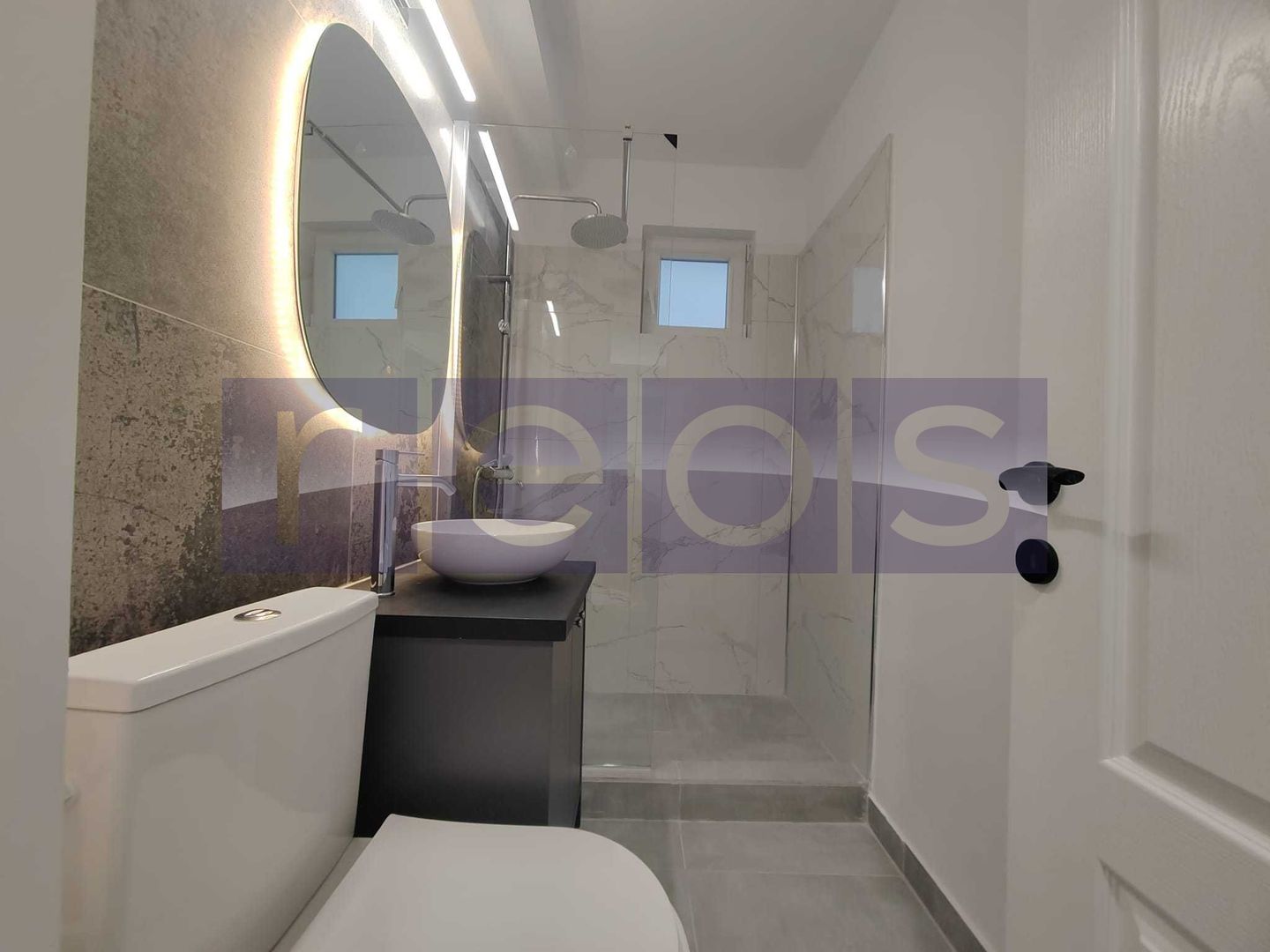 VANZARE APARTAMENT 2 CAMERE 50MP Campia Libertatii - Baba Novac - Titan - Poză 5