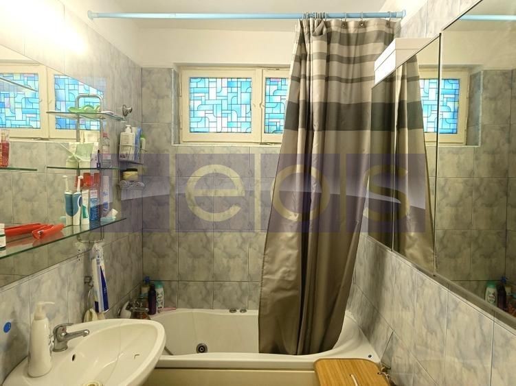VANZARE APARTAMENT 3 CAMERE CENTRALA PROPRIE IANCULUI 67MP MOBILAT UTILAT - Poză 7