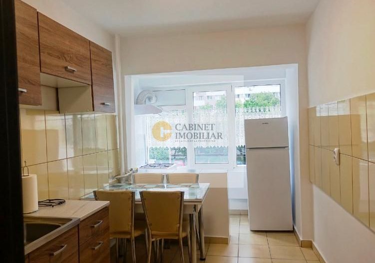 3 Camere - 70MP | Etaj 2/10 | Reabilitat | 1978 | M Gorjului la 5 min - Poză 5