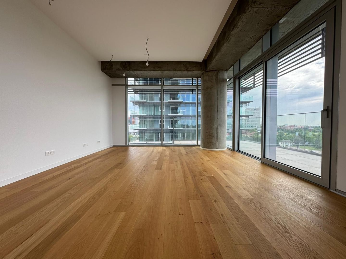 3 CAMERE || UpSite FLOREASCA+boxa si loc de parcare incluse 500.000 +TVA - Poză 1