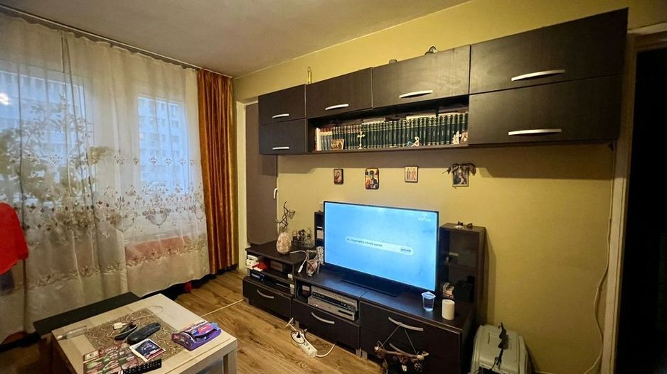 Vânzare apartament cu 3 camere Titan -Camil Ressu, IOR - Poză 1