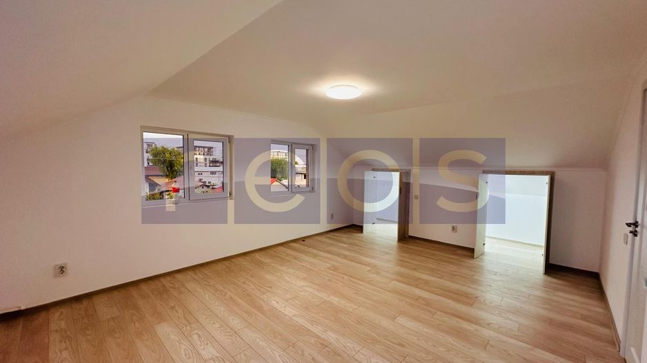 CASA DE VANZARE | 6 CAMERE | 1050 MP - Poză 21